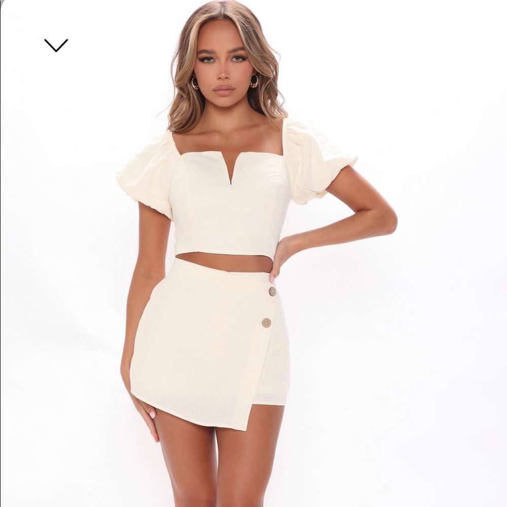 Fashion Nova Linen two piece skort set.
